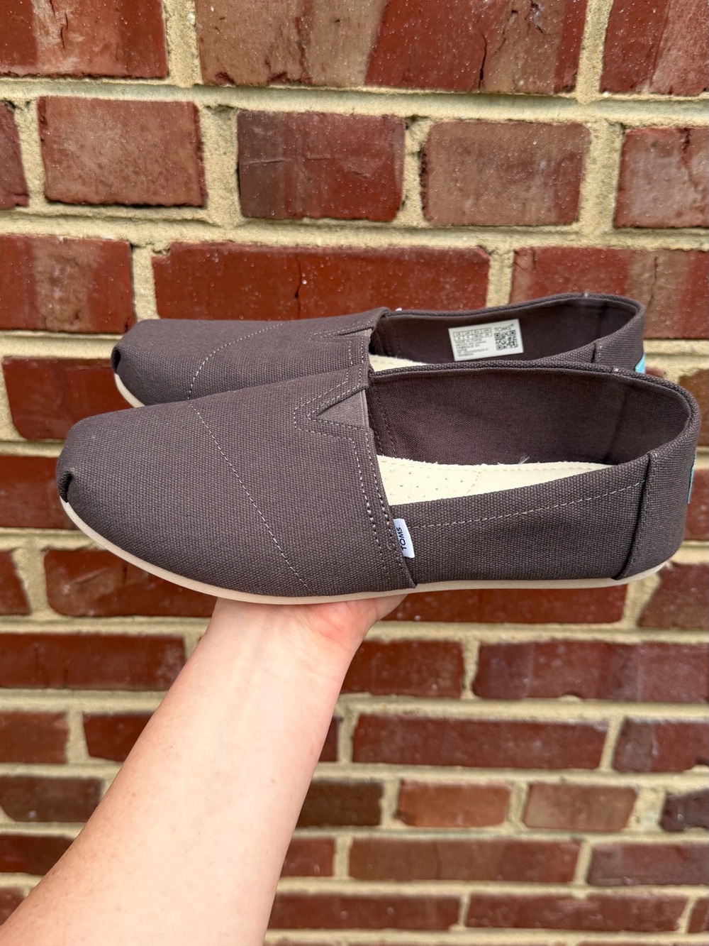 TOMS Alpargata Slip-On - Women’s Sz 8 - NWOT/NWOB